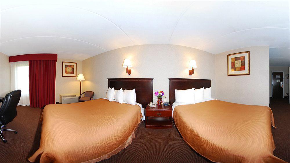 Howard Johnson By Wyndham Saugerties Esterno foto